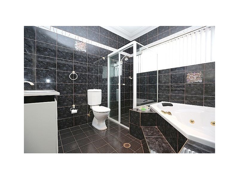 38 Railway Parade, Condell Park NSW 2200