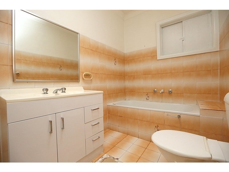 4/120 Rawson Road, Greenacre NSW 2190