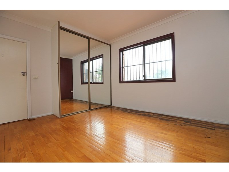 4/120 Rawson Road, Greenacre NSW 2190