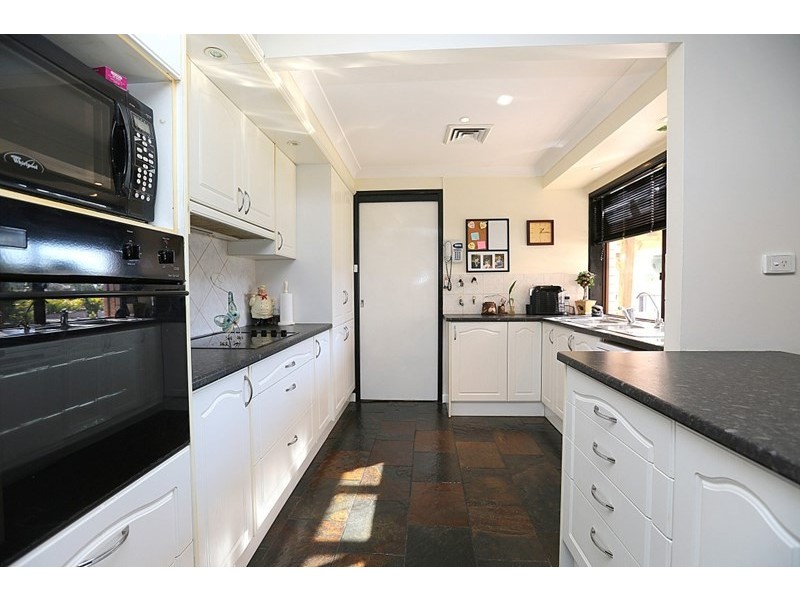 21 Pennington Avenue, Georges Hall NSW 2198