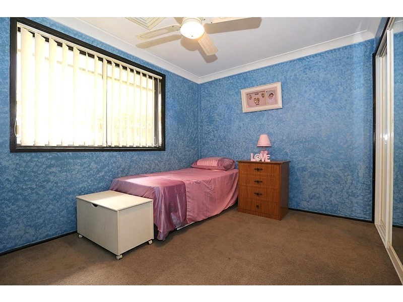 21 Pennington Avenue, Georges Hall NSW 2198