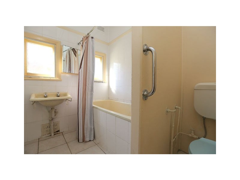 30 Birdsall Avenue, Condell Park NSW 2200