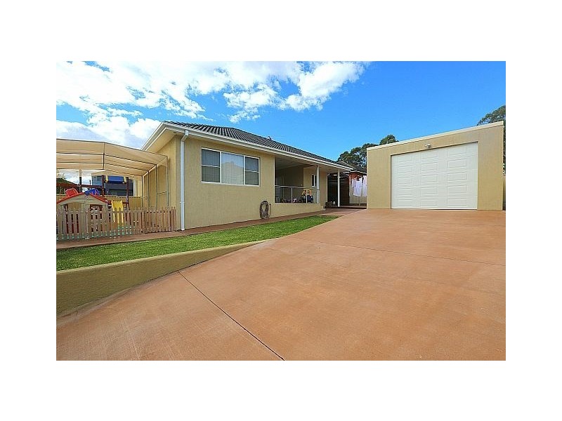 38 Ellesmere Street, Panania NSW 2213