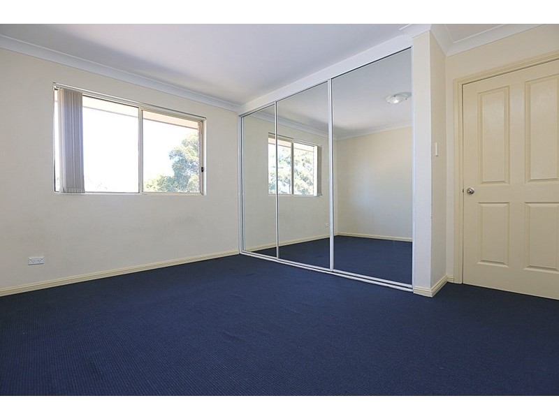 1/100-102 Cragg Street, Condell Park NSW 2200