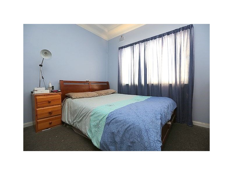 117 Cooper Road, Birrong NSW 2143