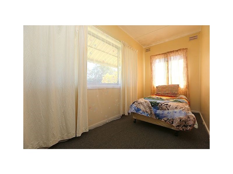 117 Cooper Road, Birrong NSW 2143