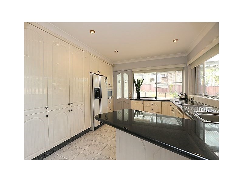 8 Pasley Road, Georges Hall NSW 2198