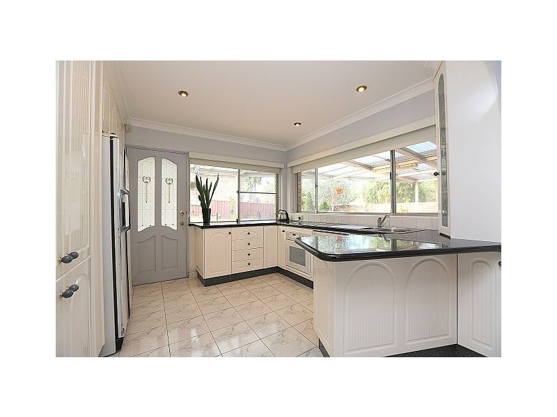 8 Pasley Road, Georges Hall NSW 2198