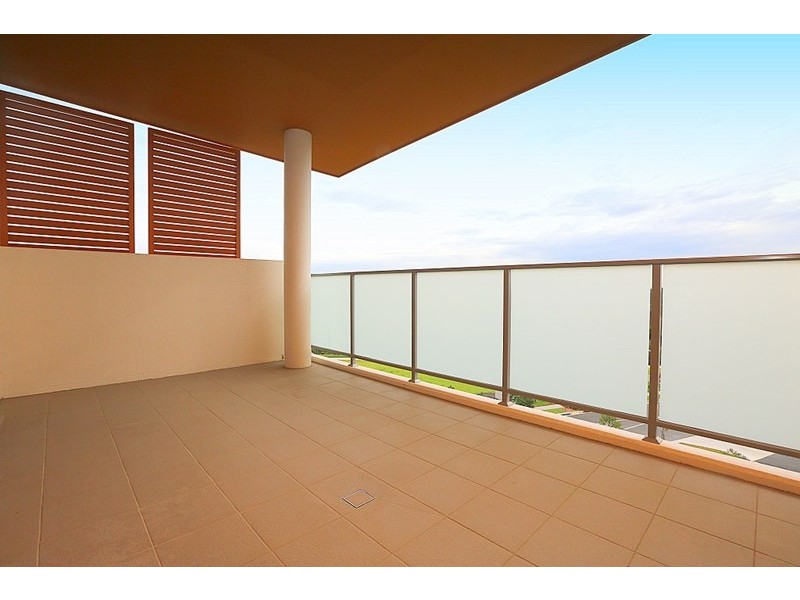 B401/2 Rowe Drive, Potts Hill NSW 2143