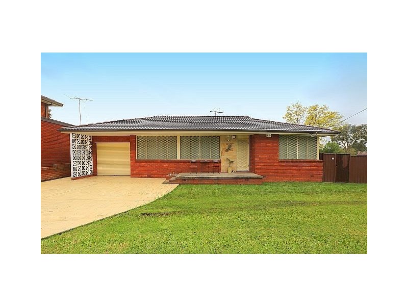 1 Forshaw Avenue, Chester Hill NSW 2162