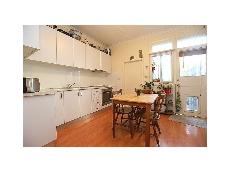 25 Sutherland Street, St Peters NSW 2044