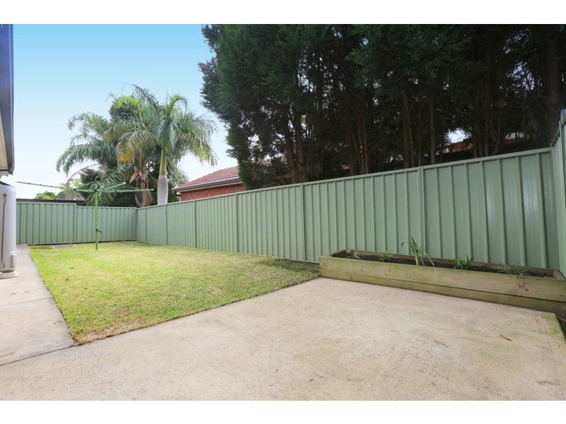 2/32 Strickland Street, Bass Hill NSW 2197