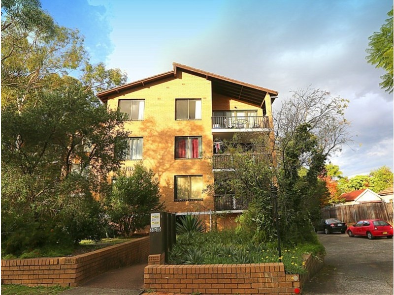 31/33-35 Sir Joseph Banks Street, Bankstown NSW 2200