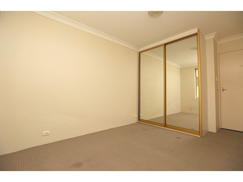 31/33-35 Sir Joseph Banks Street, Bankstown NSW 2200