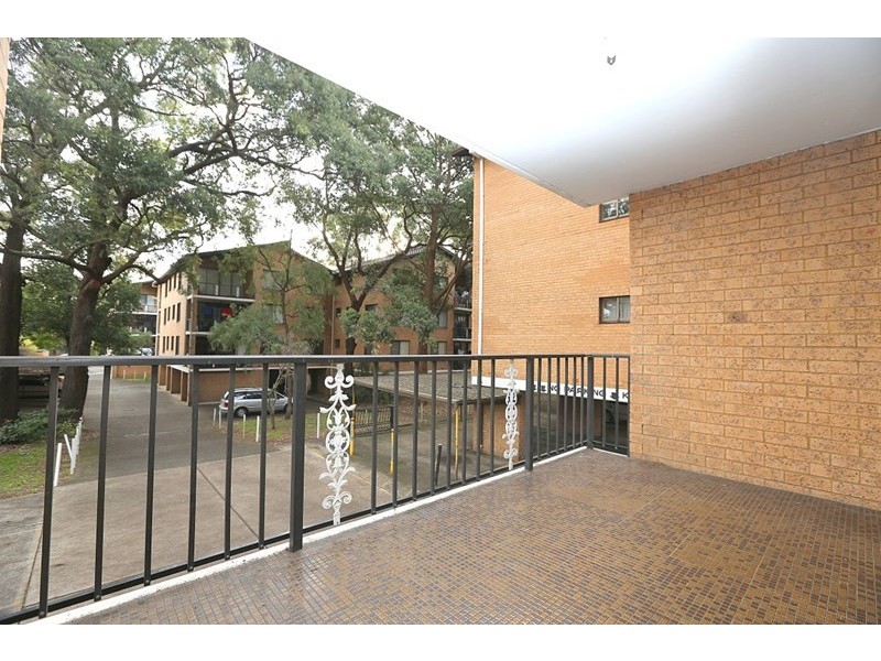 31/33-35 Sir Joseph Banks Street, Bankstown NSW 2200