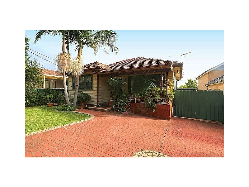 18 Clarke Street, Bass Hill NSW 2197