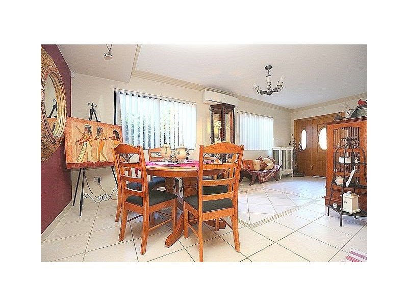 43A Hillcrest Avenue, Greenacre NSW 2190