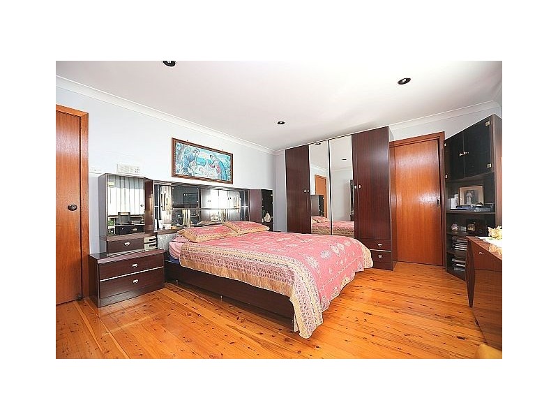 4 Cherie Place, Bass Hill NSW 2197