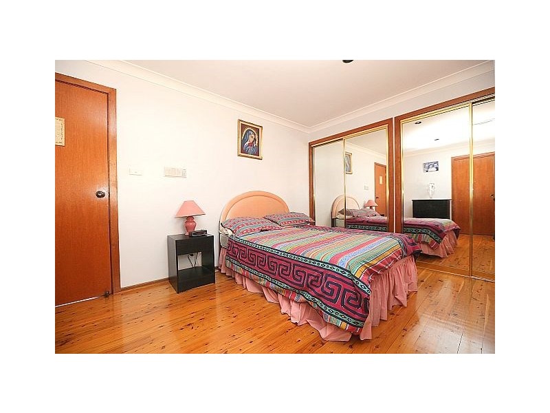 4 Cherie Place, Bass Hill NSW 2197