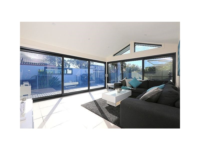 20 Sevenoaks Crescent, Bass Hill NSW 2197