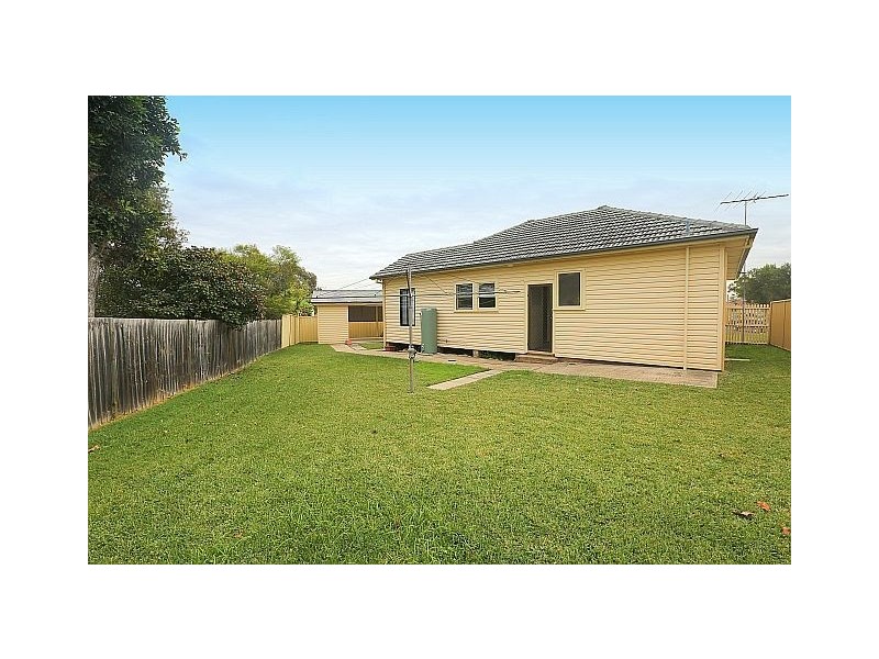 8 Elke Crescent, Chester Hill NSW 2162