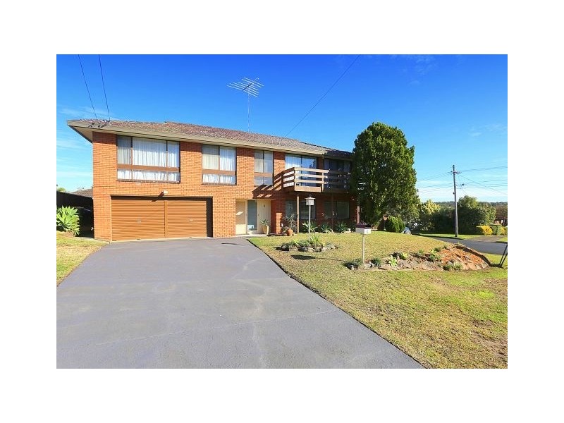 4 Bangalay Street, Georges Hall NSW 2198