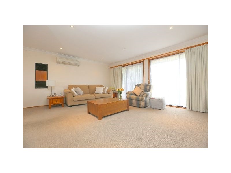 4 Bangalay Street, Georges Hall NSW 2198