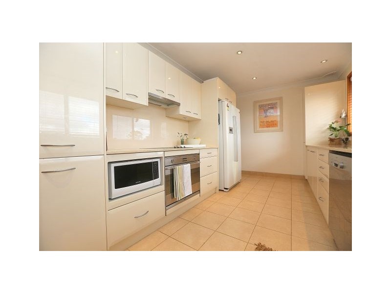 4 Bangalay Street, Georges Hall NSW 2198