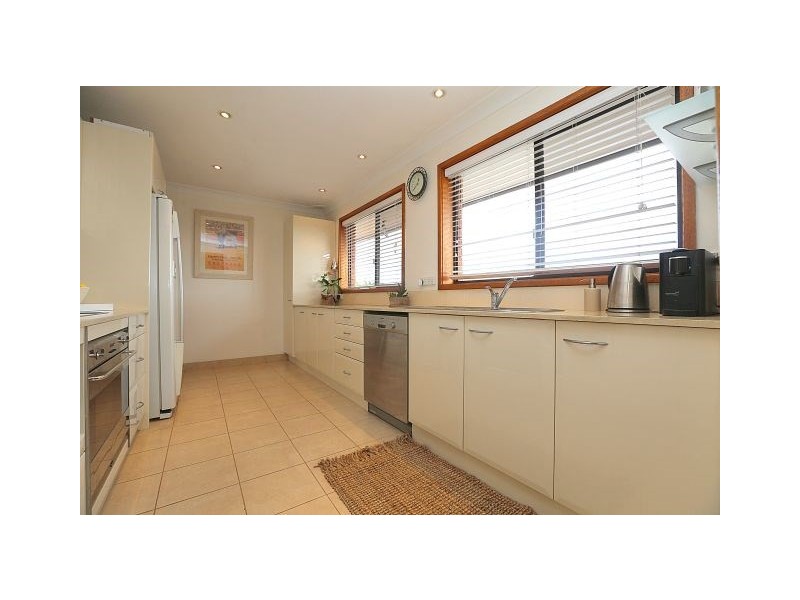 4 Bangalay Street, Georges Hall NSW 2198