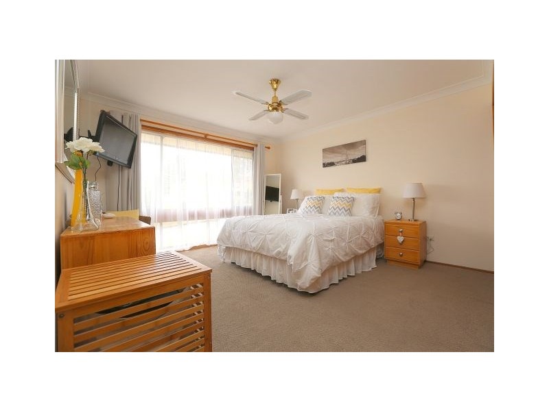 4 Bangalay Street, Georges Hall NSW 2198