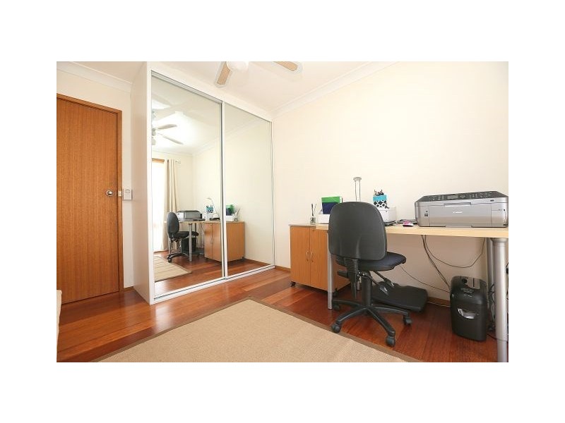 4 Bangalay Street, Georges Hall NSW 2198