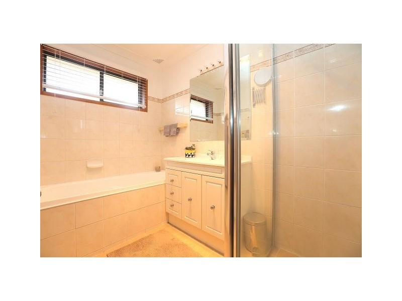 4 Bangalay Street, Georges Hall NSW 2198