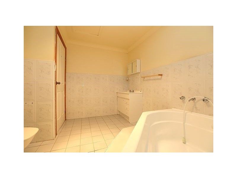 1/65 Pringle Avenue, Bankstown NSW 2200