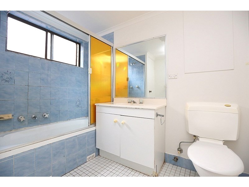 72/142 Moore Street, Liverpool NSW 2170