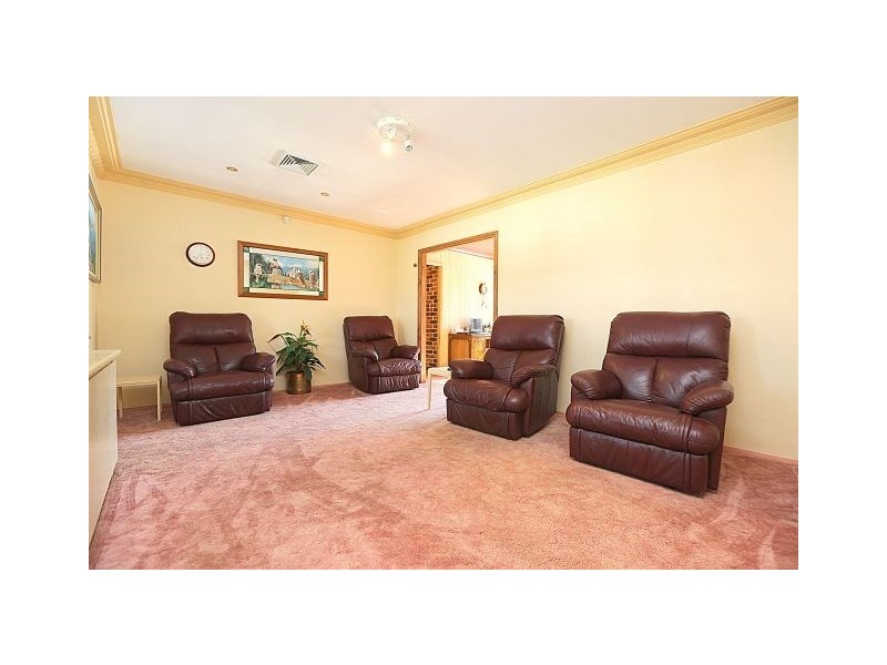 94 Caroline Crescent, Georges Hall NSW 2198