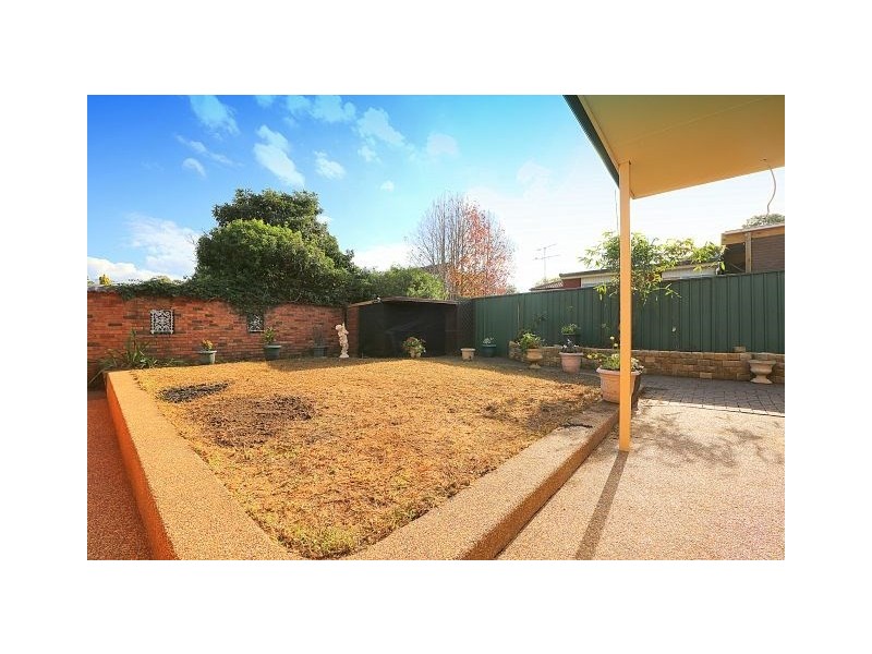 94 Caroline Crescent, Georges Hall NSW 2198