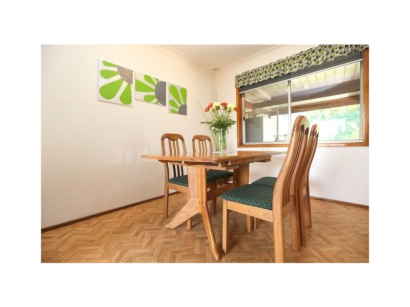 12 Lentara Court, Georges Hall NSW 2198