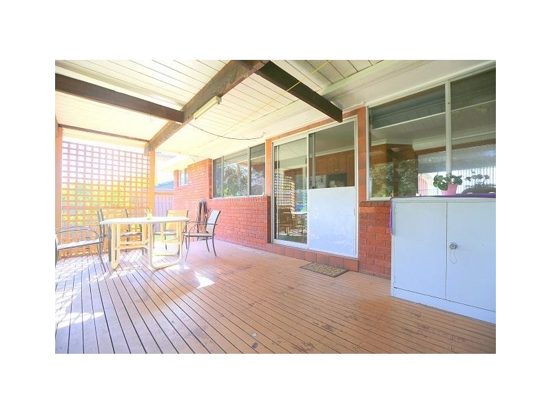 12 Lentara Court, Georges Hall NSW 2198