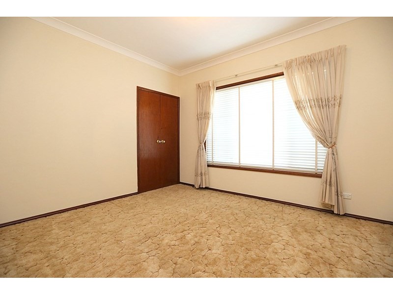 10 Walther Avenue, Bass Hill NSW 2197