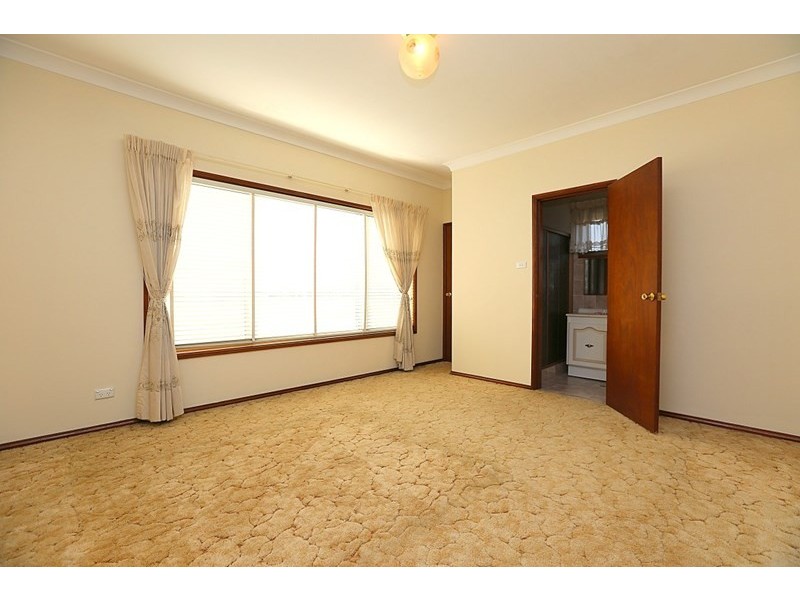 10 Walther Avenue, Bass Hill NSW 2197