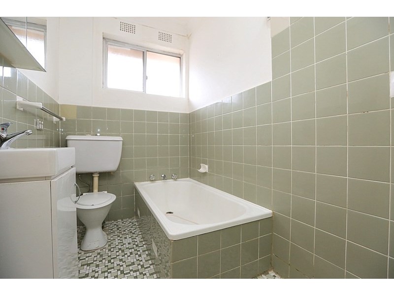 11/108 Victoria Road, Punchbowl NSW 2196