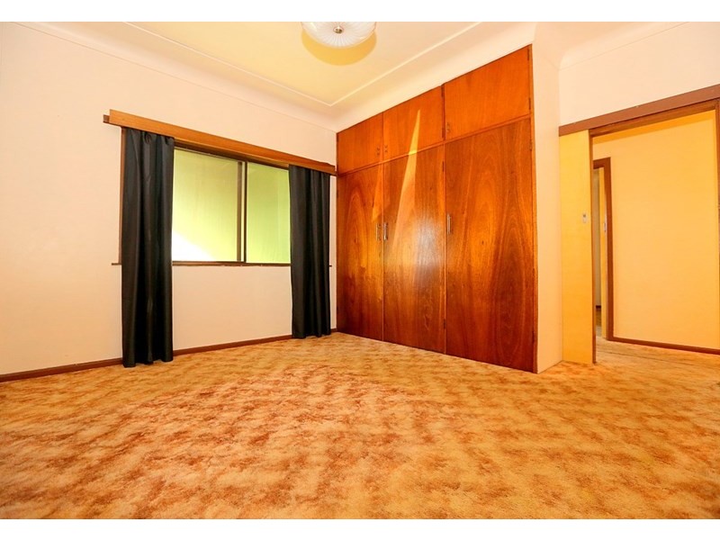 28 Fifth Avenue, Condell Park NSW 2200