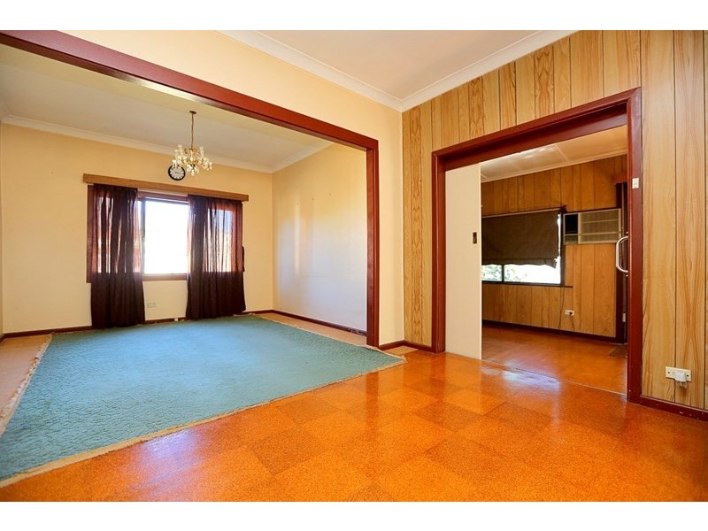 28 Fifth Avenue, Condell Park NSW 2200