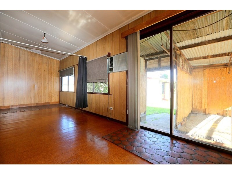 28 Fifth Avenue, Condell Park NSW 2200