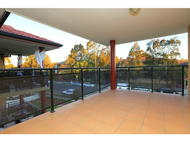 15/7-9 Chertsey Avenue, Bankstown NSW 2200
