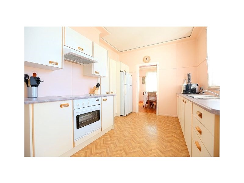 11 McCrossin Avenue, Birrong NSW 2143