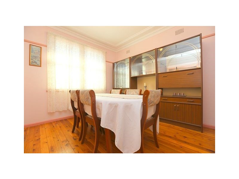 11 McCrossin Avenue, Birrong NSW 2143