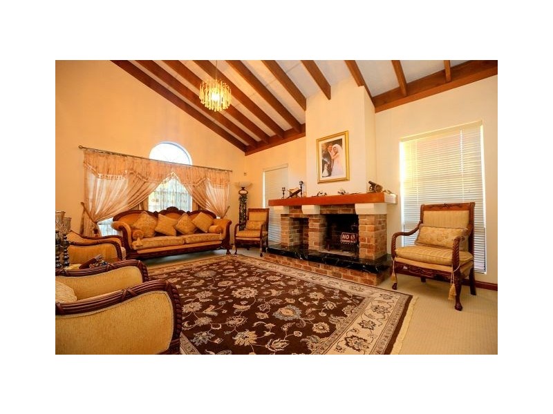 189 Mimosa Road, Greenacre NSW 2190