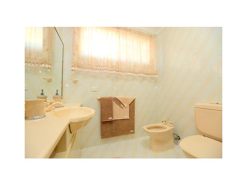 189 Mimosa Road, Greenacre NSW 2190