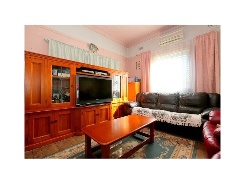 89 Gardenia Avenue, Bankstown NSW 2200